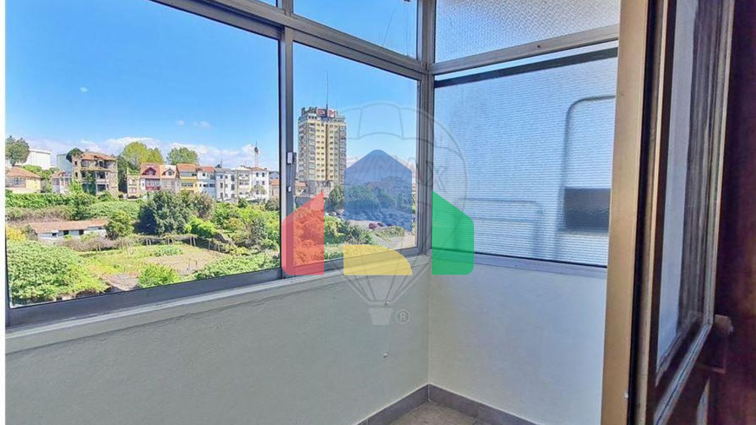 Residential - Condo/Apartment - T1 - Bonfim, Oporto - PT