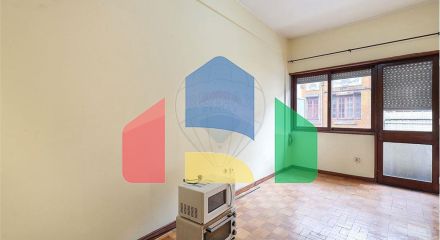 Residential - Condo/Apartment - T3 - Bonfim, Oporto - PT