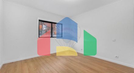 Residential - Condo/Apartment - T1 - Bonfim, Oporto - PT