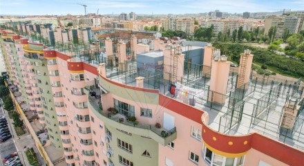 Residential - Condo/Apartment - T1 - Areeiro, Lisbon - PT
