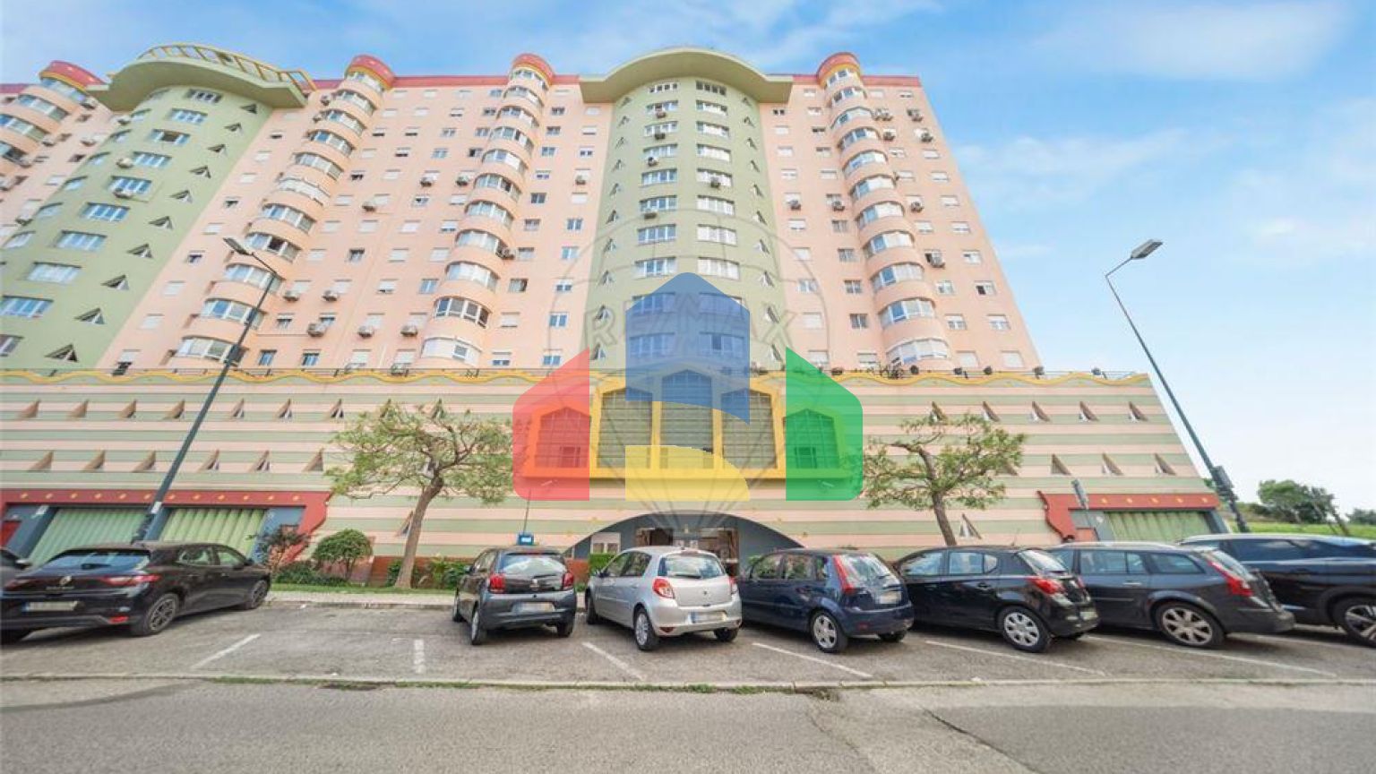 Residential - Condo/Apartment - T1 - Areeiro, Lisbon - PT