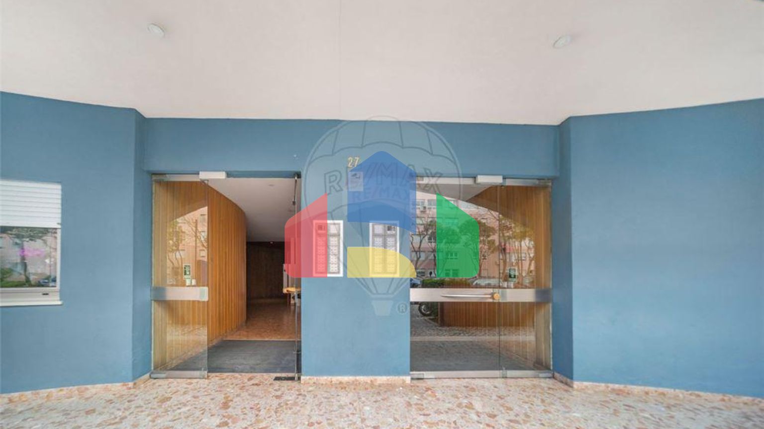 Residential - Condo/Apartment - T1 - Areeiro, Lisbon - PT