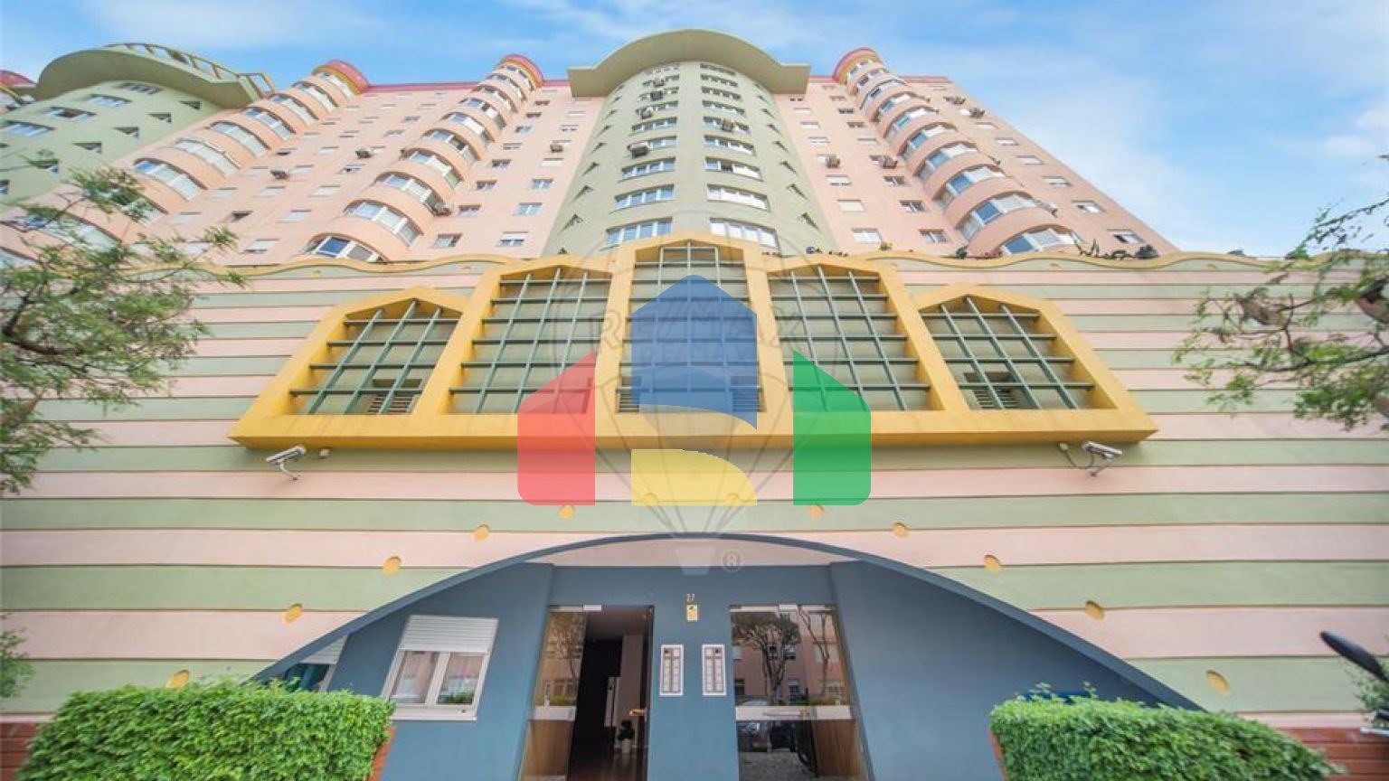 Residential - Condo/Apartment - T1 - Areeiro, Lisbon - PT