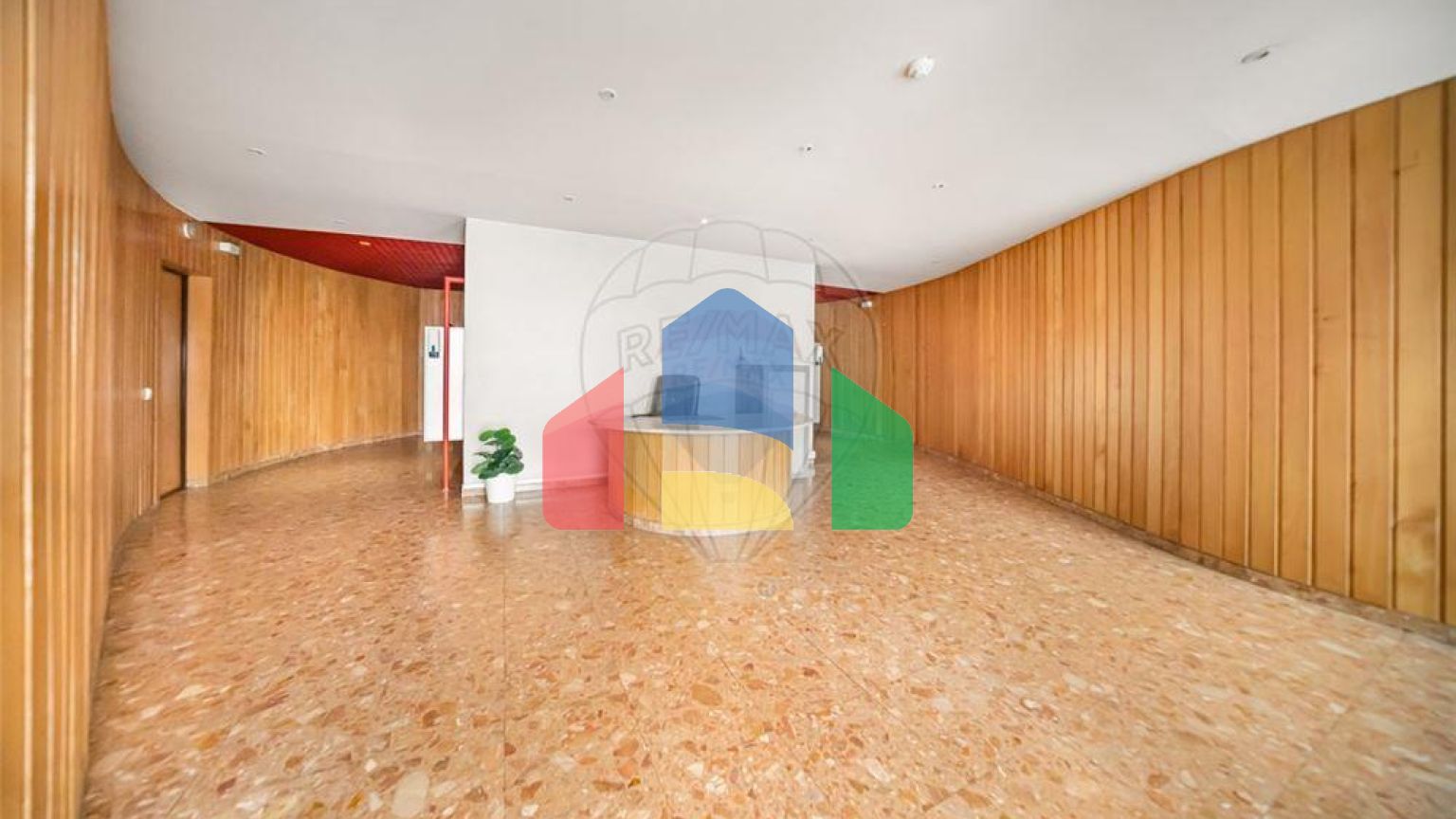 Residential - Condo/Apartment - T1 - Areeiro, Lisbon - PT