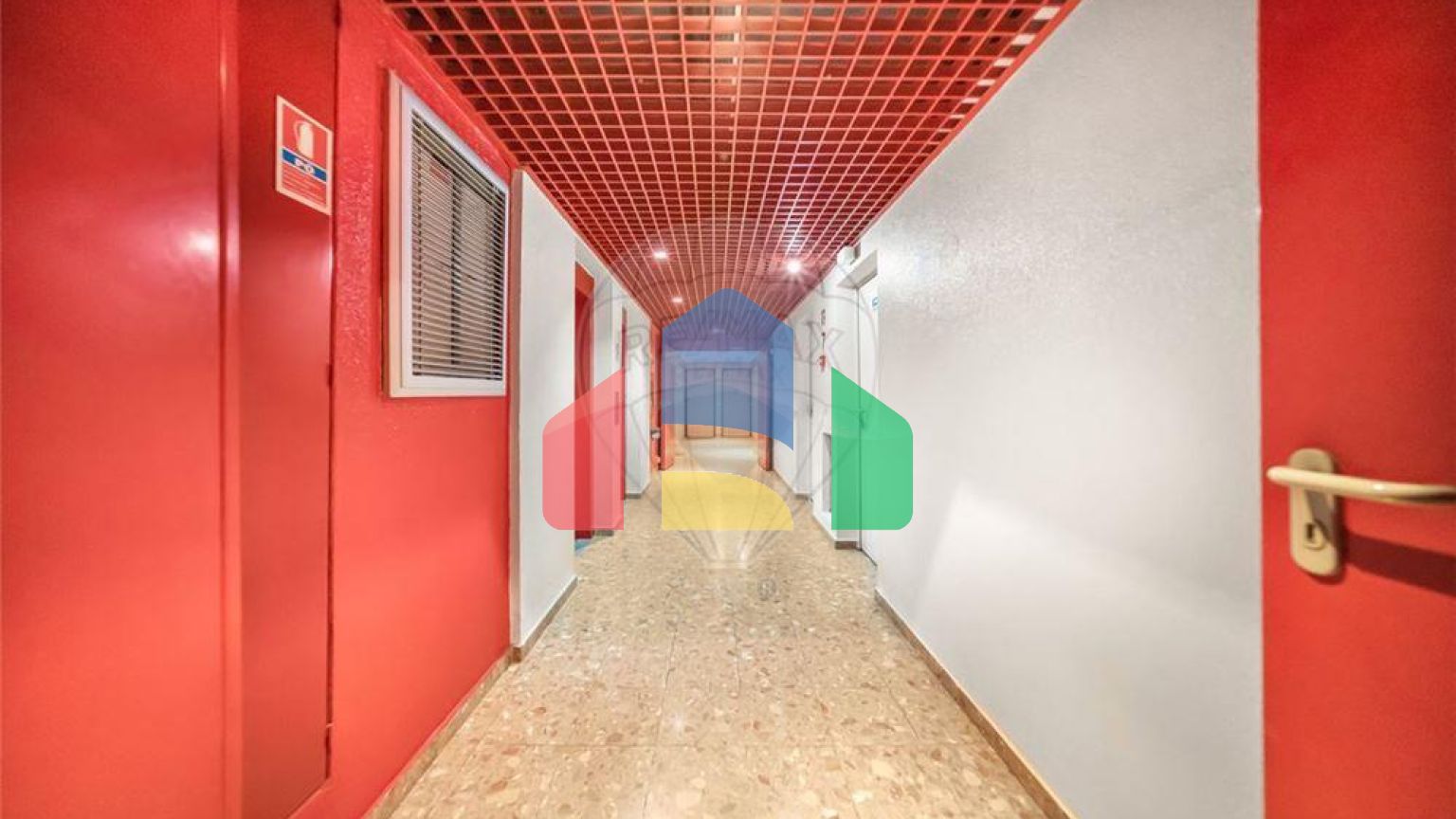 Residential - Condo/Apartment - T1 - Areeiro, Lisbon - PT