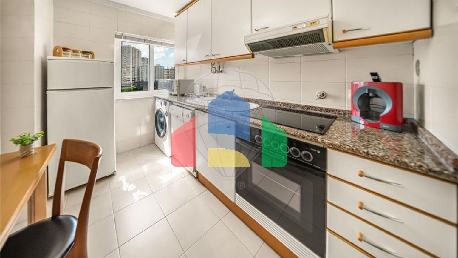 Residential - Condo/Apartment - T1 - Areeiro, Lisbon - PT