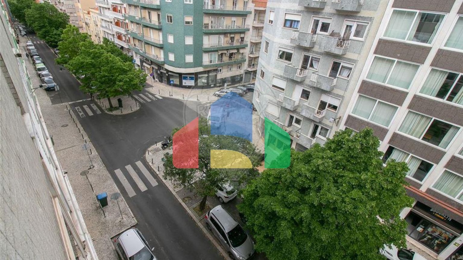 Residential - Condo/Apartment - T1 - Areeiro, Lisbon - PT