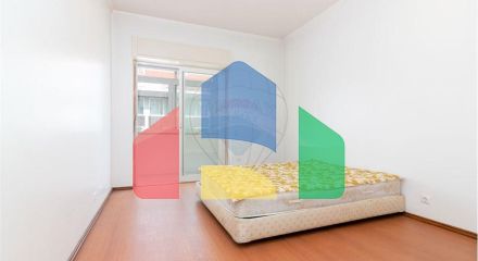 Residential - Condo/Apartment - T1 - Areeiro, Lisbon - PT