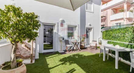 Residential - Condo/Apartment - T1 - Carcavelos e Parede, Cascais - PT