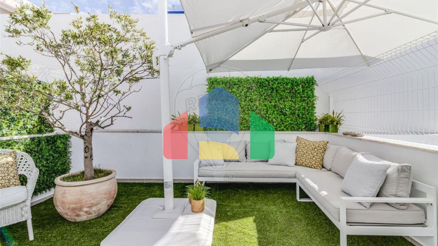 Residential - Condo/Apartment - T1 - Carcavelos e Parede, Cascais - PT