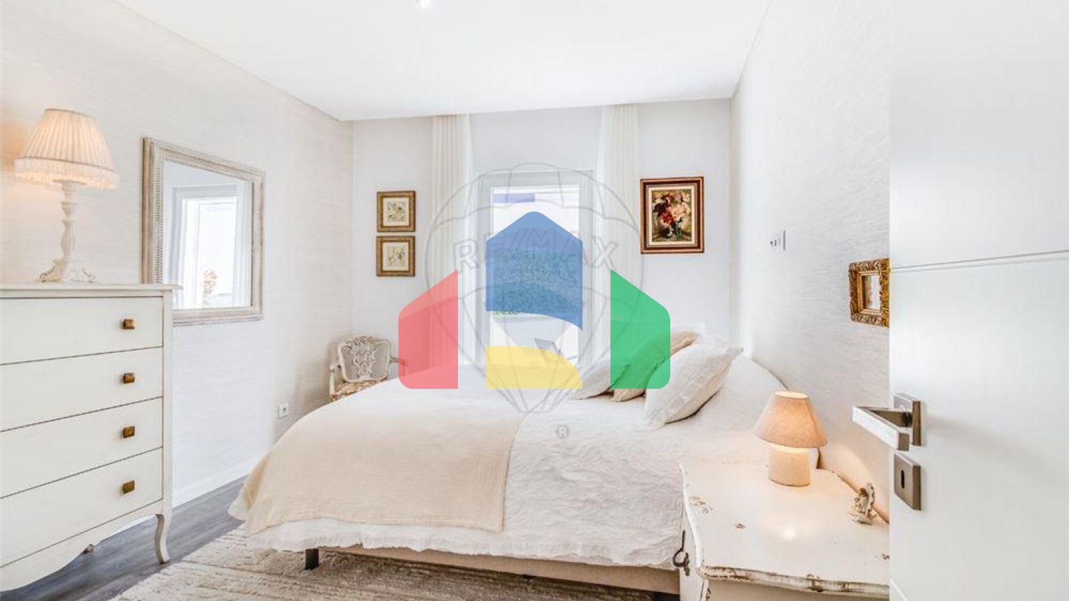 Residential - Condo/Apartment - T1 - Carcavelos e Parede, Cascais - PT