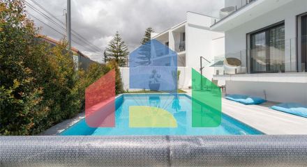 Residential - Single Family Home - T4 - Carcavelos e Parede, Cascais - PT