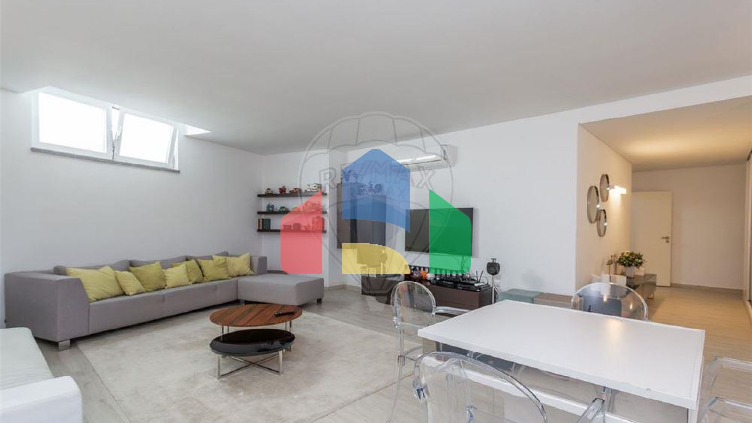 Residential - Single Family Home - T4 - Carcavelos e Parede, Cascais - PT