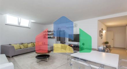 Residential - Single Family Home - T4 - Carcavelos e Parede, Cascais - PT