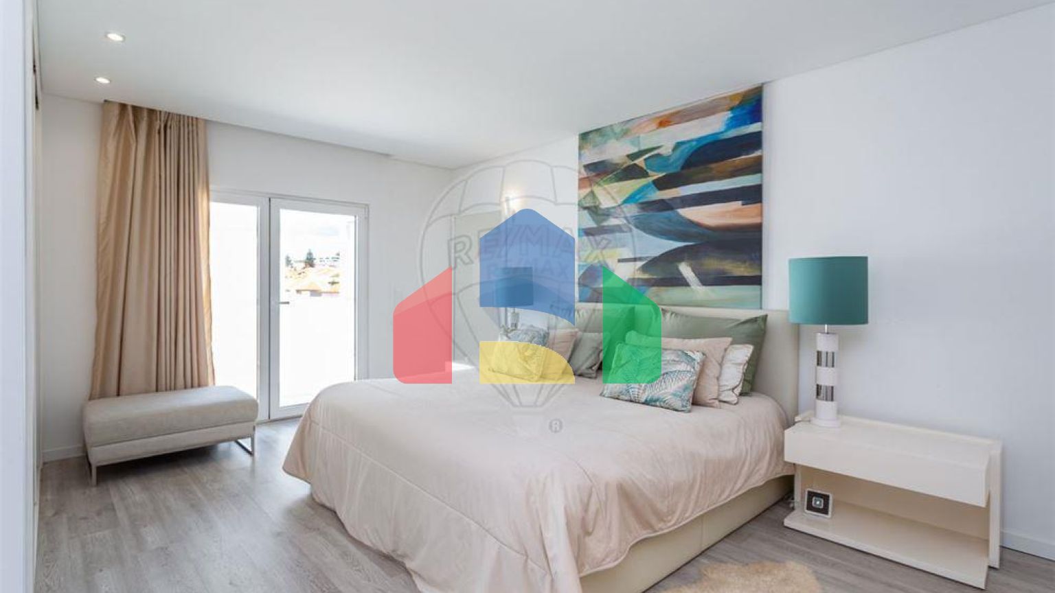 Residential - Single Family Home - T4 - Carcavelos e Parede, Cascais - PT