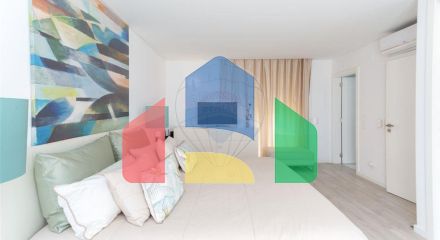 Residential - Single Family Home - T4 - Carcavelos e Parede, Cascais - PT