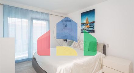 Residential - Single Family Home - T4 - Carcavelos e Parede, Cascais - PT