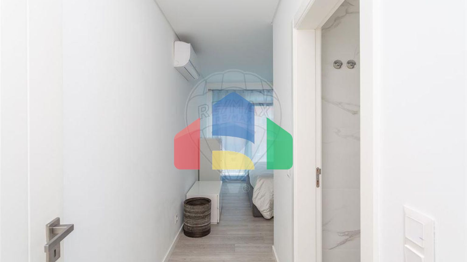 Residential - Single Family Home - T4 - Carcavelos e Parede, Cascais - PT