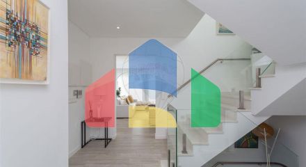 Residential - Single Family Home - T4 - Carcavelos e Parede, Cascais - PT