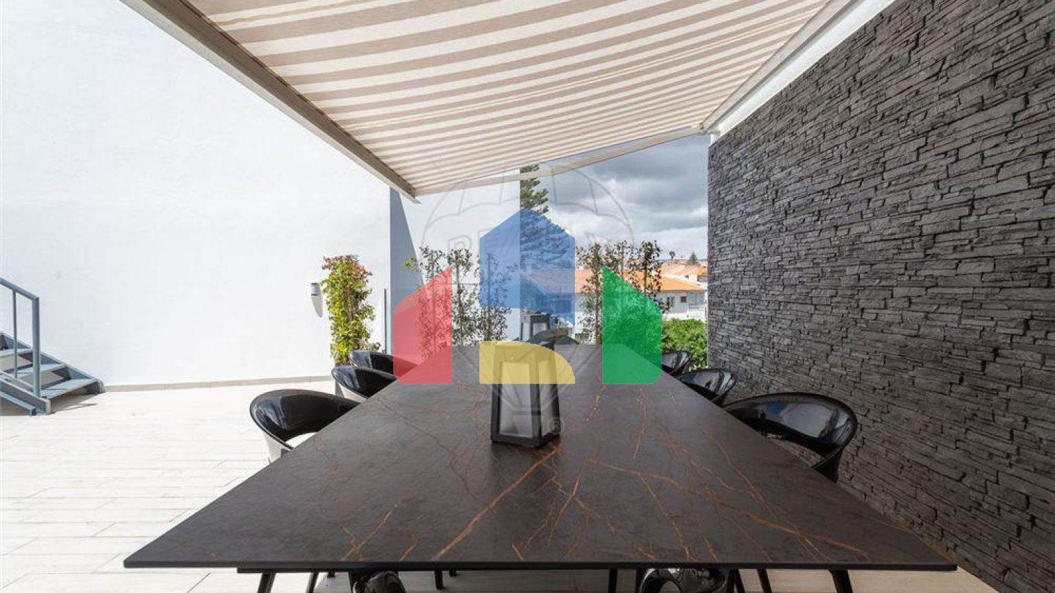 Residential - Single Family Home - T4 - Carcavelos e Parede, Cascais - PT