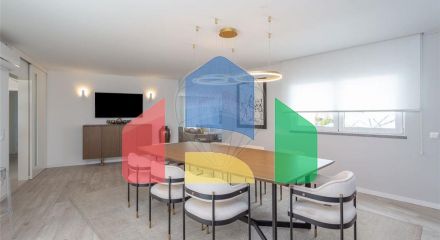Residential - Single Family Home - T4 - Carcavelos e Parede, Cascais - PT