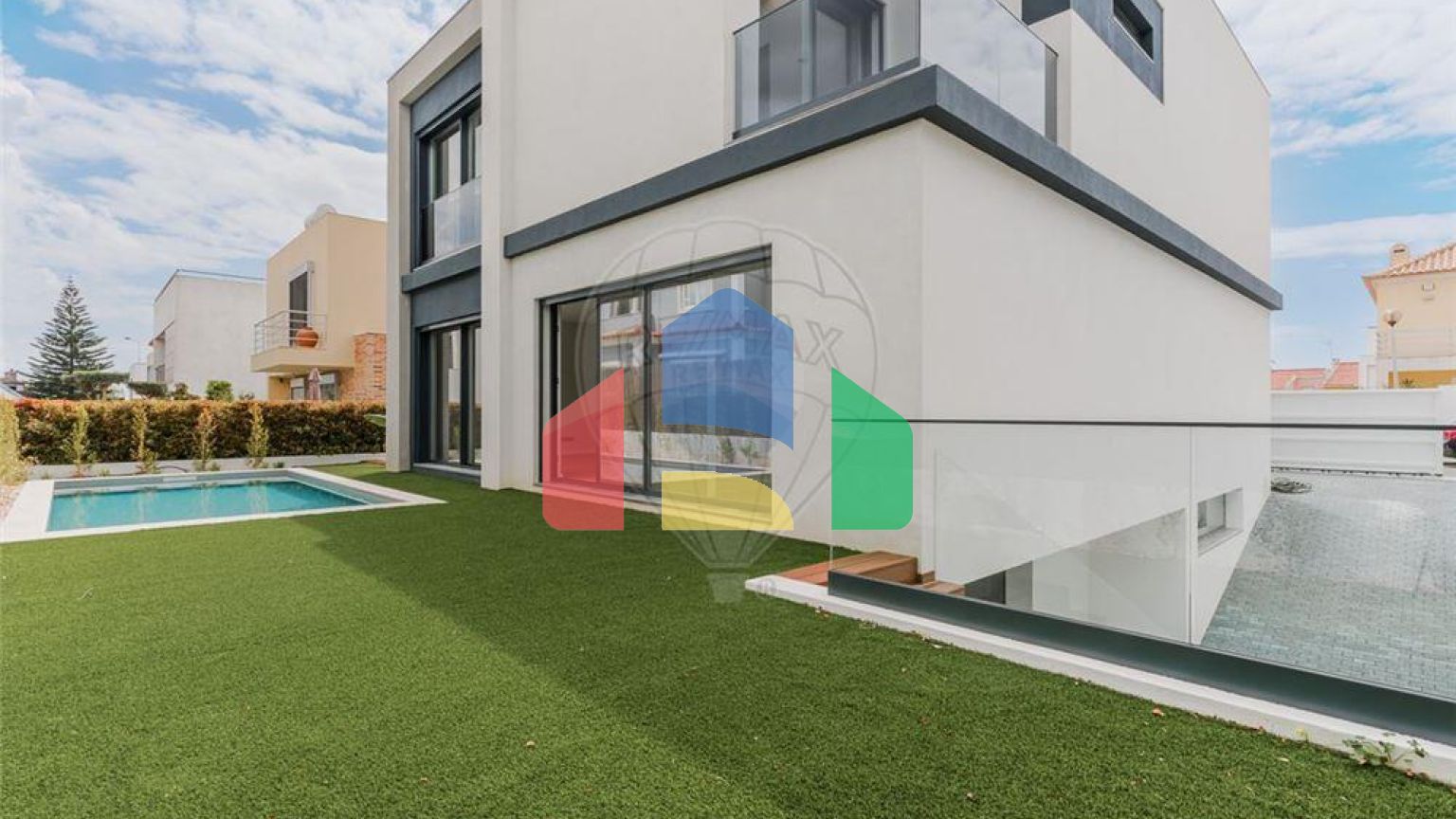 Residential - Single Family Home - T3 - Carcavelos e Parede, Cascais - PT