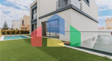 Residential - Single Family Home - T3 - Carcavelos e Parede, Cascais - PT Residential - Single Family Home - T3 - Carcavelos e Parede, Cascais - PT