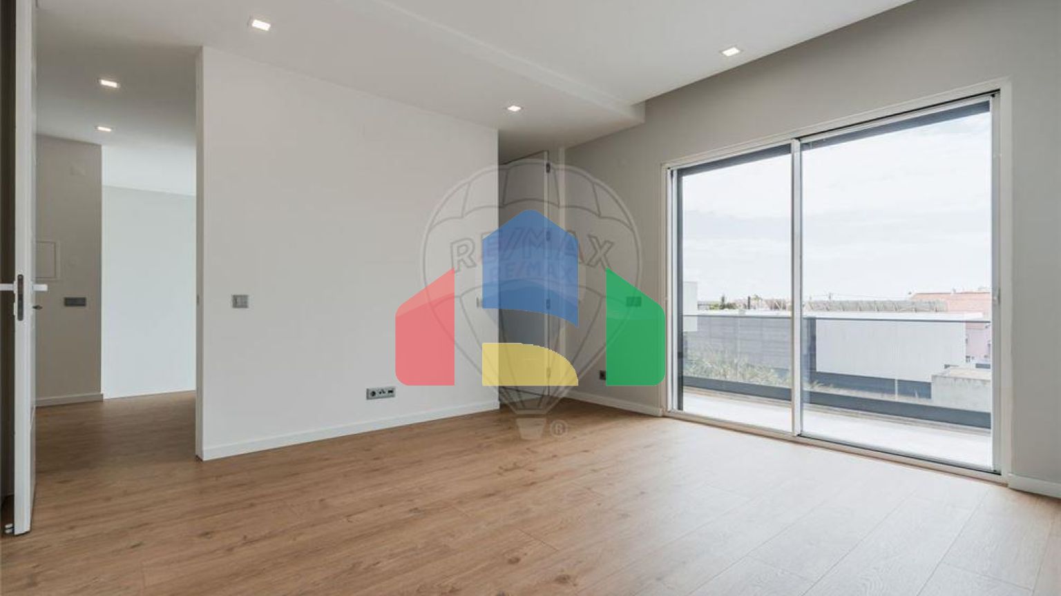 Residential - Single Family Home - T3 - Carcavelos e Parede, Cascais - PT