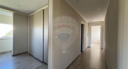 Residential - Single Family Home - T3 - Carcavelos e Parede, Cascais - PT