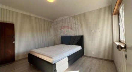 Residential - Single Family Home - T3 - Carcavelos e Parede, Cascais - PT
