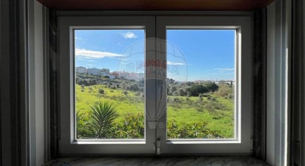 Residential - Single Family Home - T3 - Carcavelos e Parede, Cascais - PT