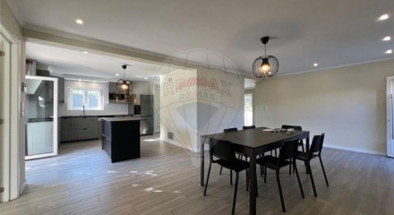 Residential - Single Family Home - T3 - Carcavelos e Parede, Cascais - PT
