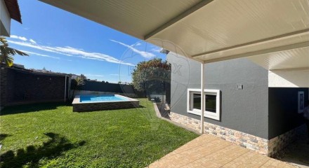 Residential - Single Family Home - T3 - Carcavelos e Parede, Cascais - PT