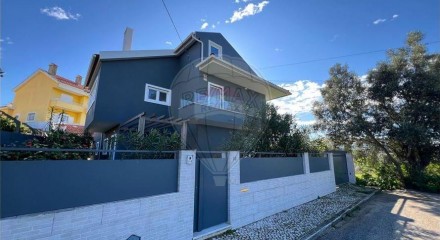 Residential - Single Family Home - T3 - Carcavelos e Parede, Cascais - PT