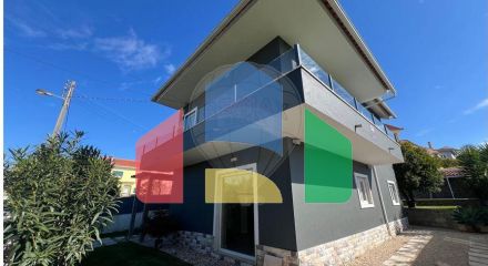 Residential - Single Family Home - T3 - Carcavelos e Parede, Cascais - PT Residential - Single Family Home - T3 - Carcavelos e Parede, Cascais - PT
