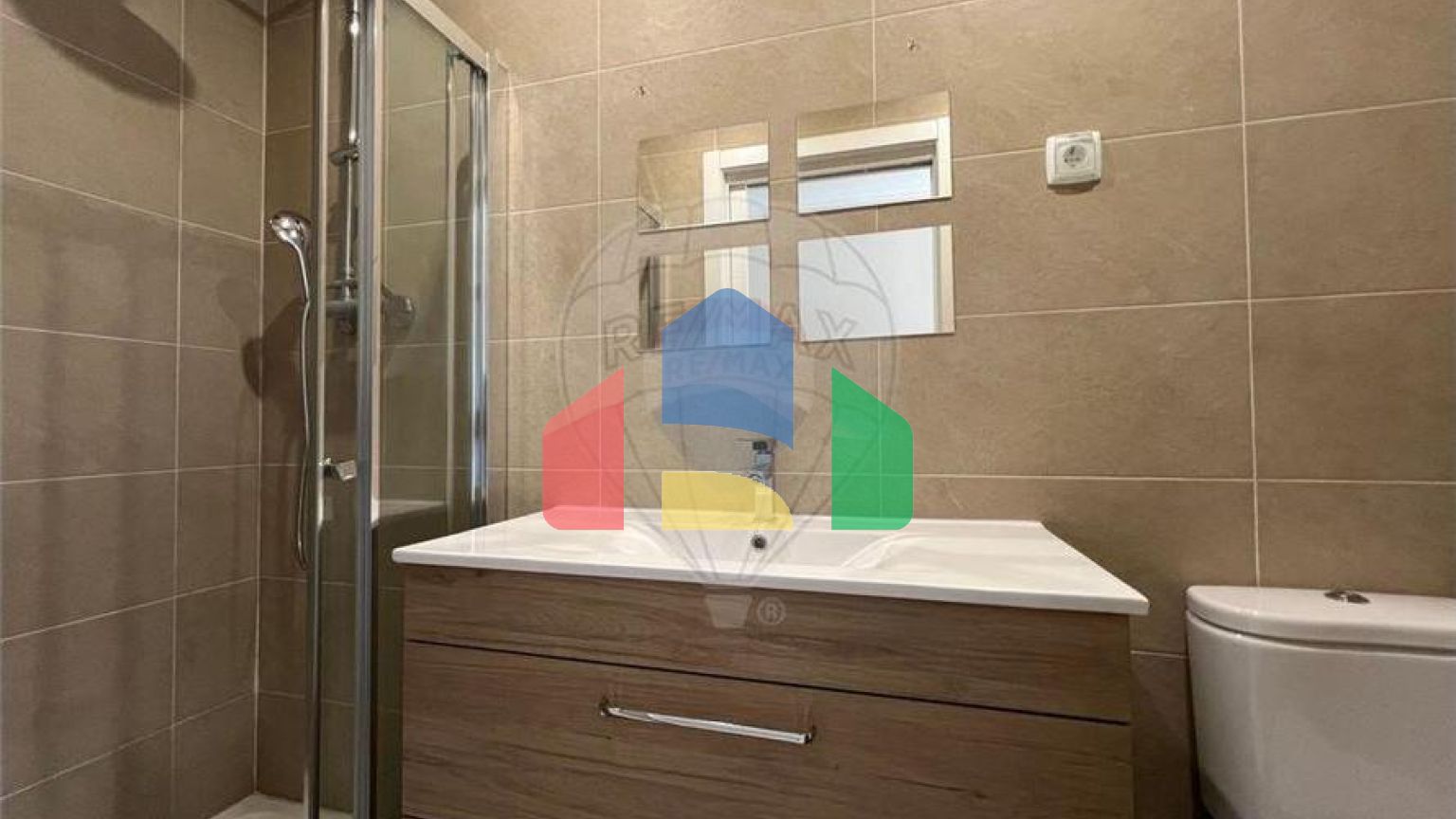 Residential - Single Family Home - T3 - Carcavelos e Parede, Cascais - PT