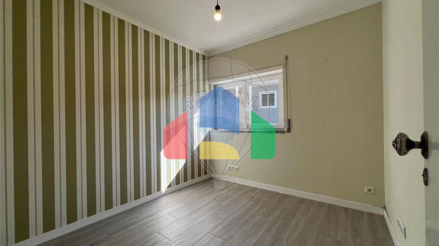 Residential - Single Family Home - T3 - Carcavelos e Parede, Cascais - PT