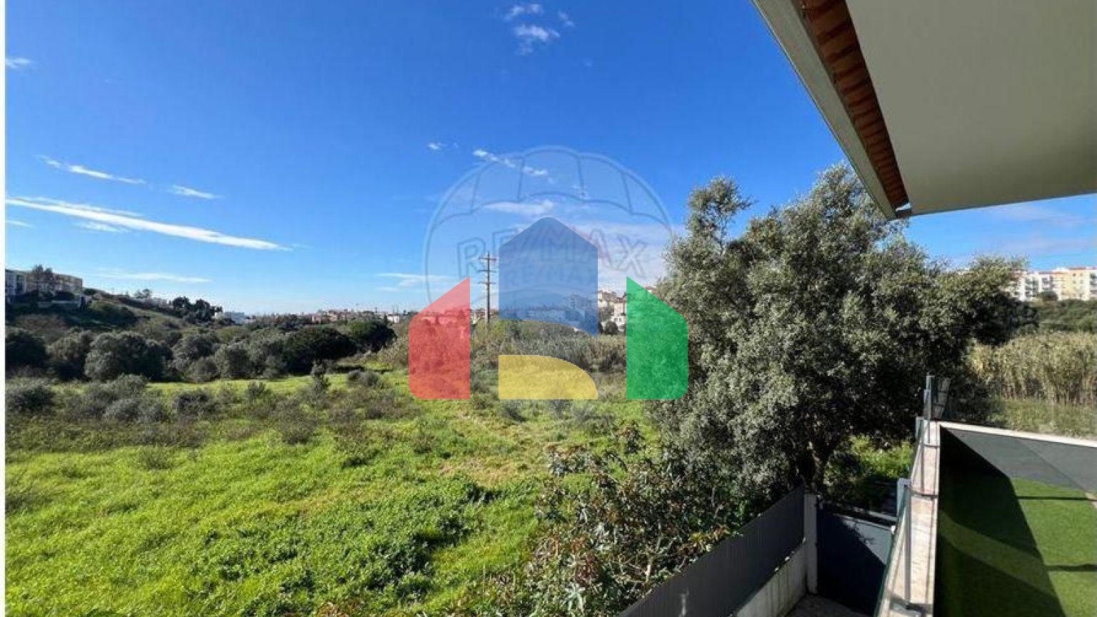 Residential - Single Family Home - T3 - Carcavelos e Parede, Cascais - PT