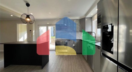 Residential - Single Family Home - T3 - Carcavelos e Parede, Cascais - PT