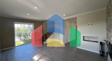Residential - Single Family Home - T3 - Carcavelos e Parede, Cascais - PT