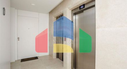 Residential - Condo/Apartment - T4 - Carcavelos e Parede, Cascais - PT