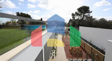 Residential - Condo/Apartment - T4 - Carcavelos e Parede, Cascais - PT