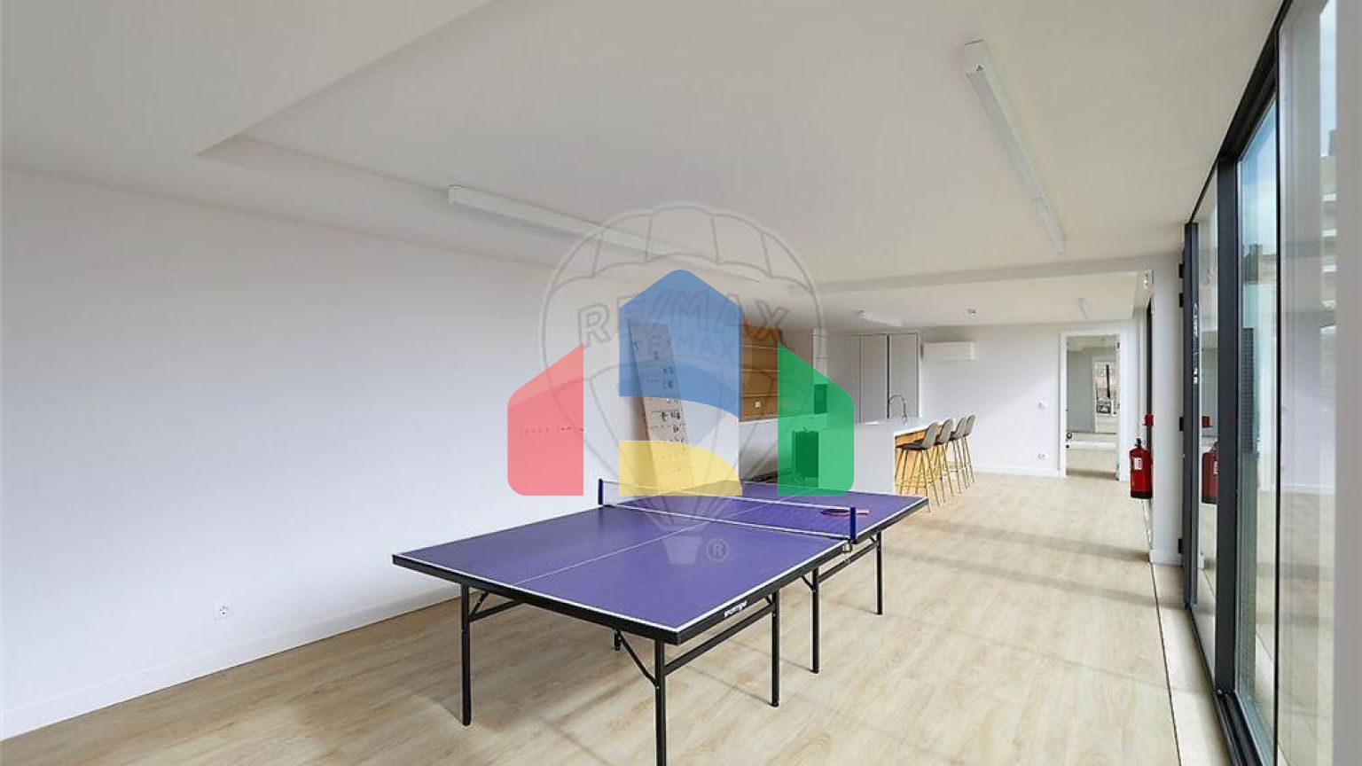 Residential - Condo/Apartment - T4 - Carcavelos e Parede, Cascais - PT