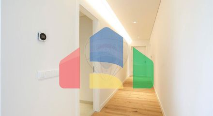 Residential - Condo/Apartment - T4 - Carcavelos e Parede, Cascais - PT