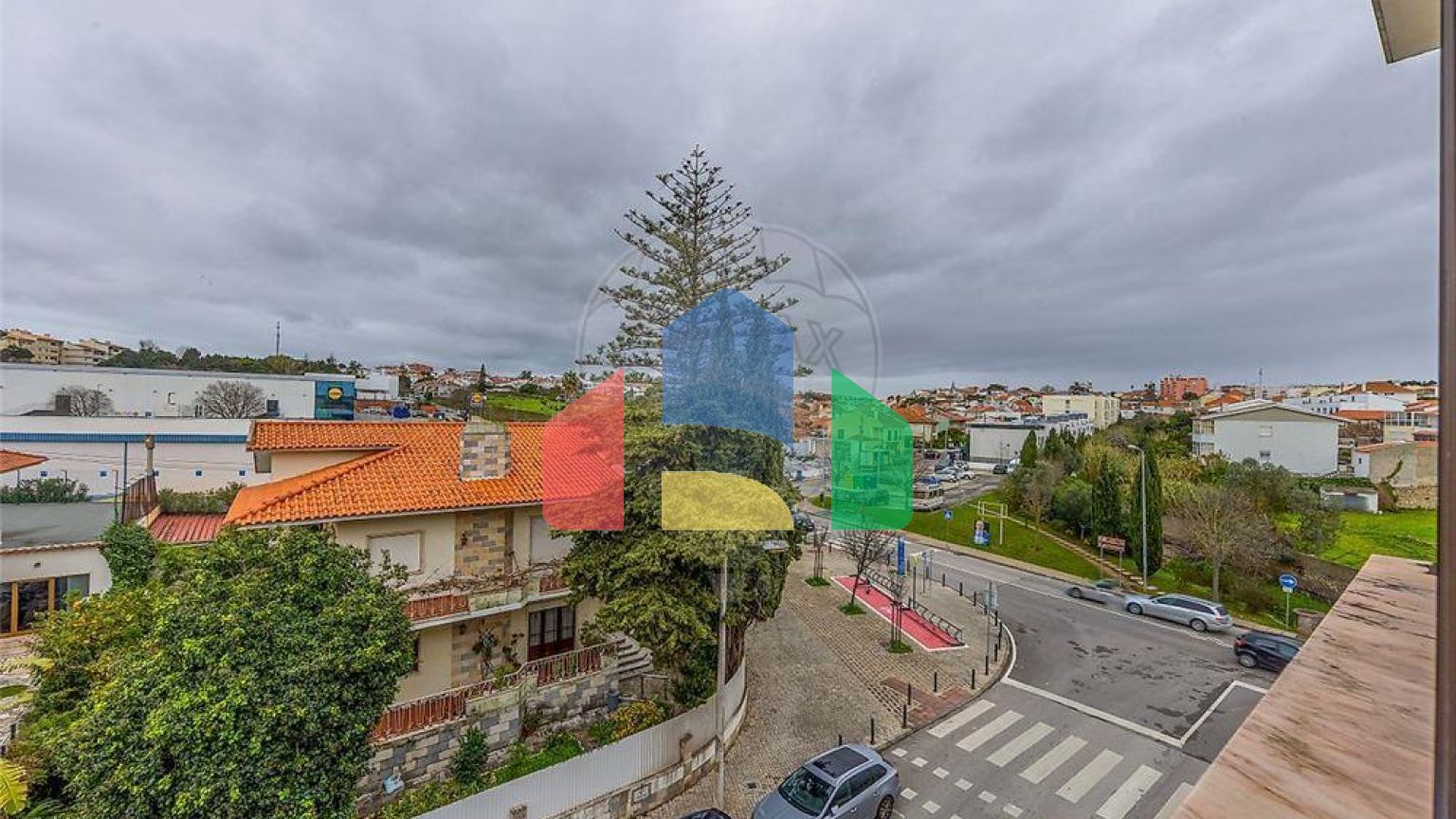 Residential - Condo/Apartment - T2 - Carcavelos e Parede, Cascais - PT