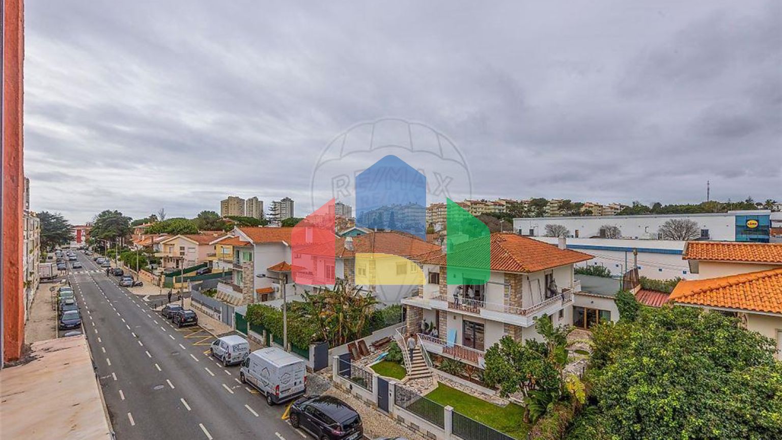 Residential - Condo/Apartment - T2 - Carcavelos e Parede, Cascais - PT