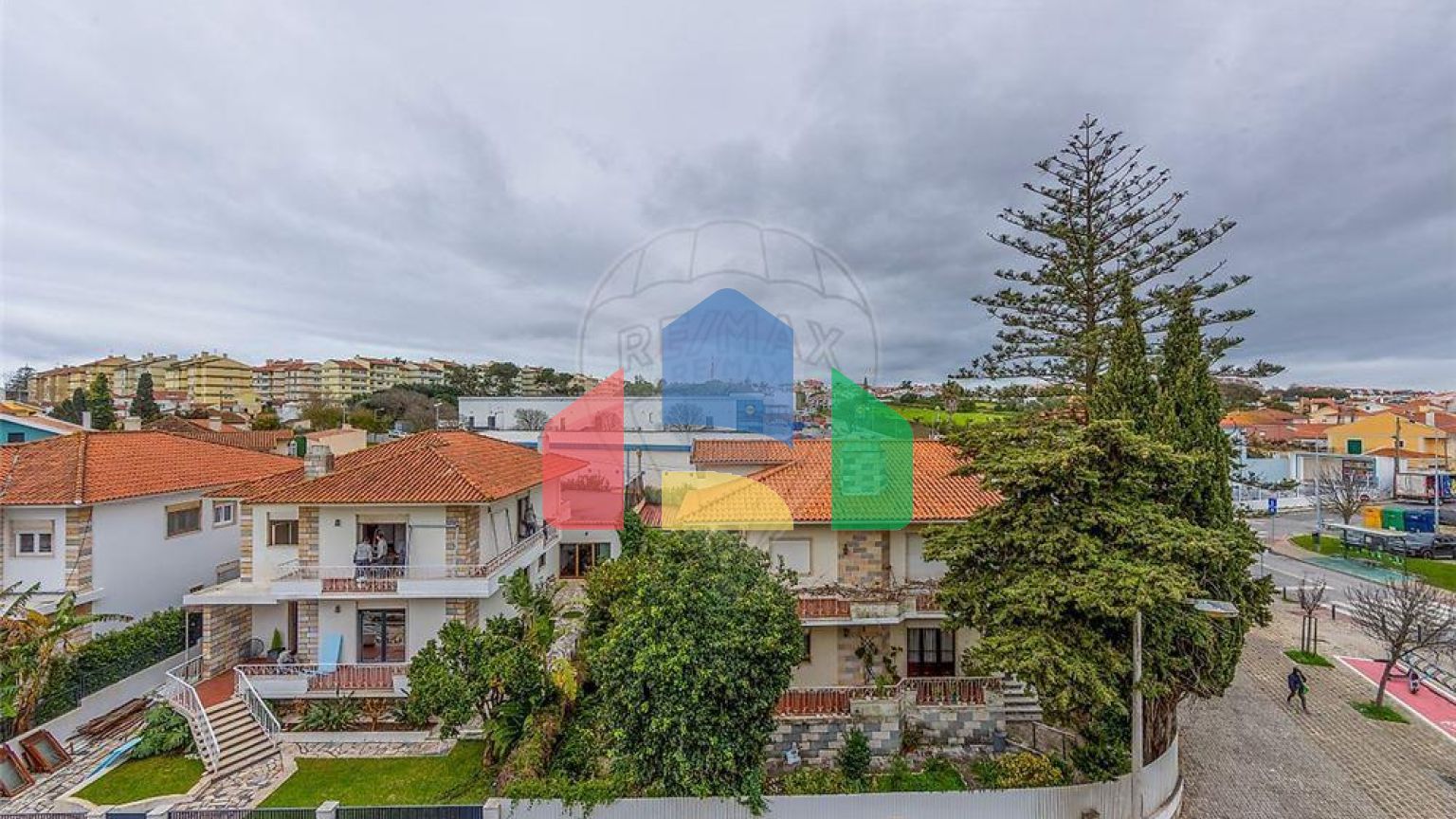 Residential - Condo/Apartment - T2 - Carcavelos e Parede, Cascais - PT