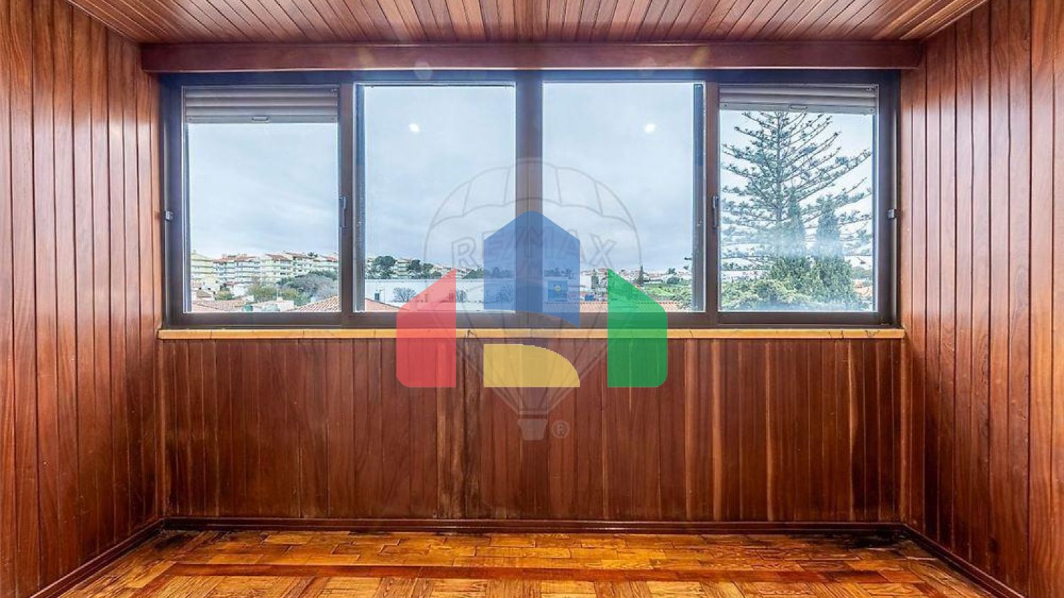 Residential - Condo/Apartment - T2 - Carcavelos e Parede, Cascais - PT