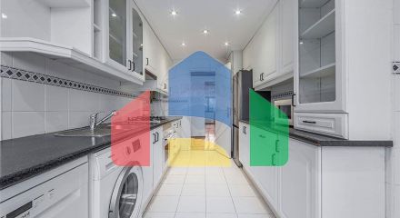 Residential - Condo/Apartment - T2 - Carcavelos e Parede, Cascais - PT