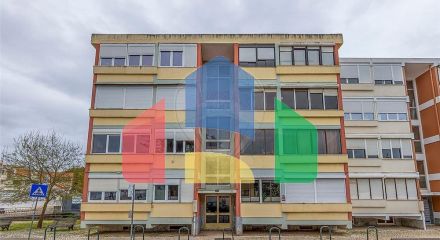 Residential - Condo/Apartment - T2 - Carcavelos e Parede, Cascais - PT